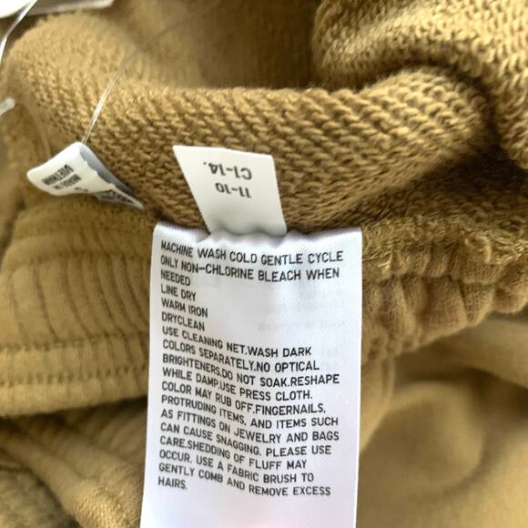 Uniqlo Wide Sweatpants with Pockets in Khaki - Picture 8 of 8